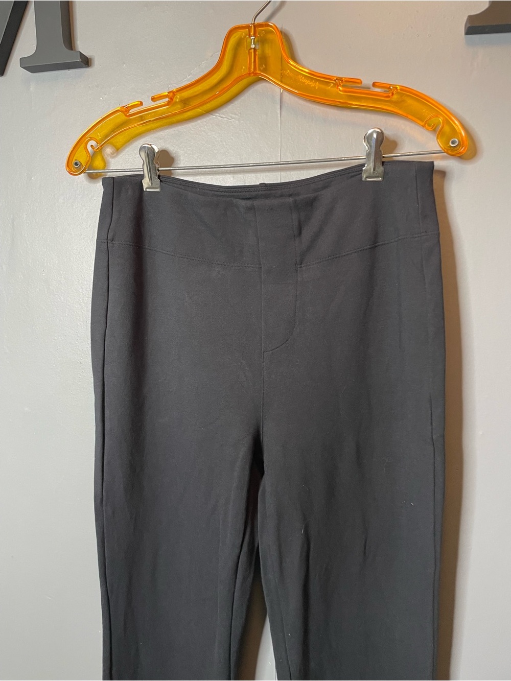 Halara Flex High Waisted Back Side Pocket Slight Flare Work Pants size medium - Picture 4 of 12